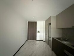 Pasir Ris Drive 8 (D18), Condominium #457437391